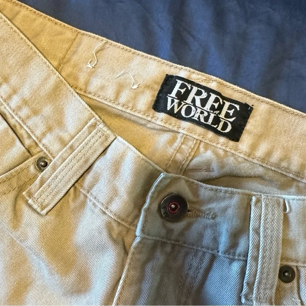 Free World Men’s Pants (Size 31 - Used - Good Condition) 🤙🏼